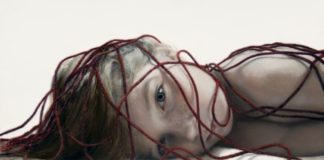 contemporary realism - Amanda Jones, "Strung," 2019, oil on panel, 14 x 16 in.