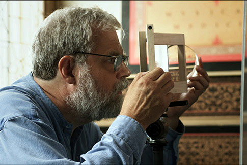Tim Jenison experimenting with tools that Vermeer may have used to create such beautiful paintings